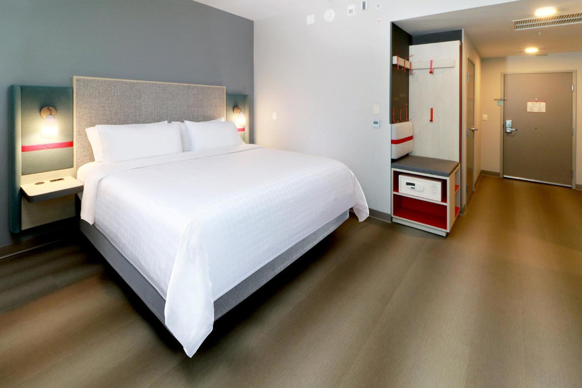 Avid Hotel - Fresnillo By Ihg Fresnillo de González Echeverría Bagian luar foto